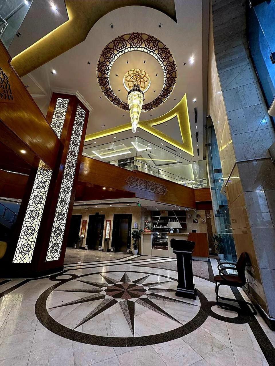 One Inn Hotel Médine Extérieur photo