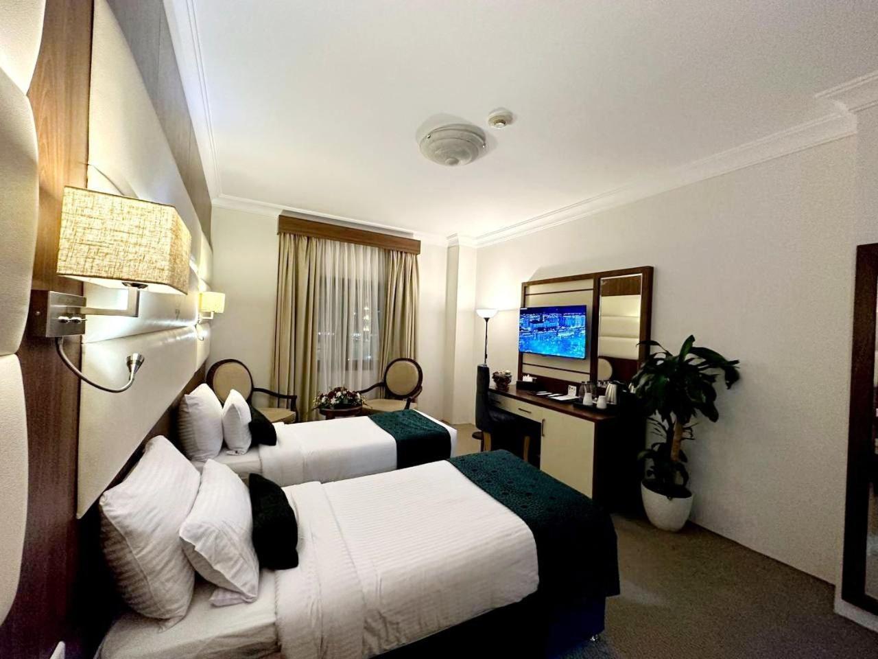 One Inn Hotel Médine Extérieur photo